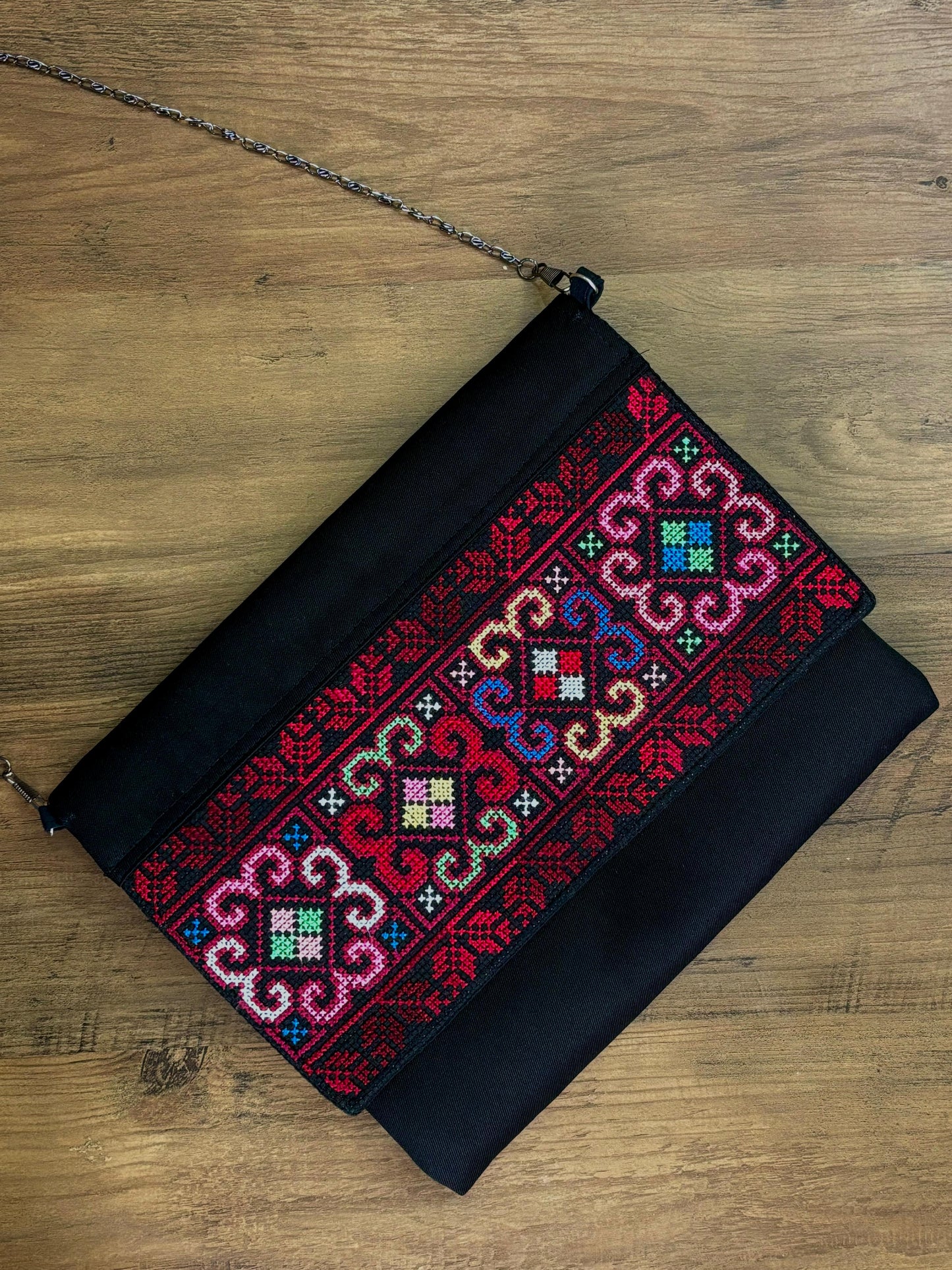 Handmade Tatreez Shoulder & Crossbody Bags
