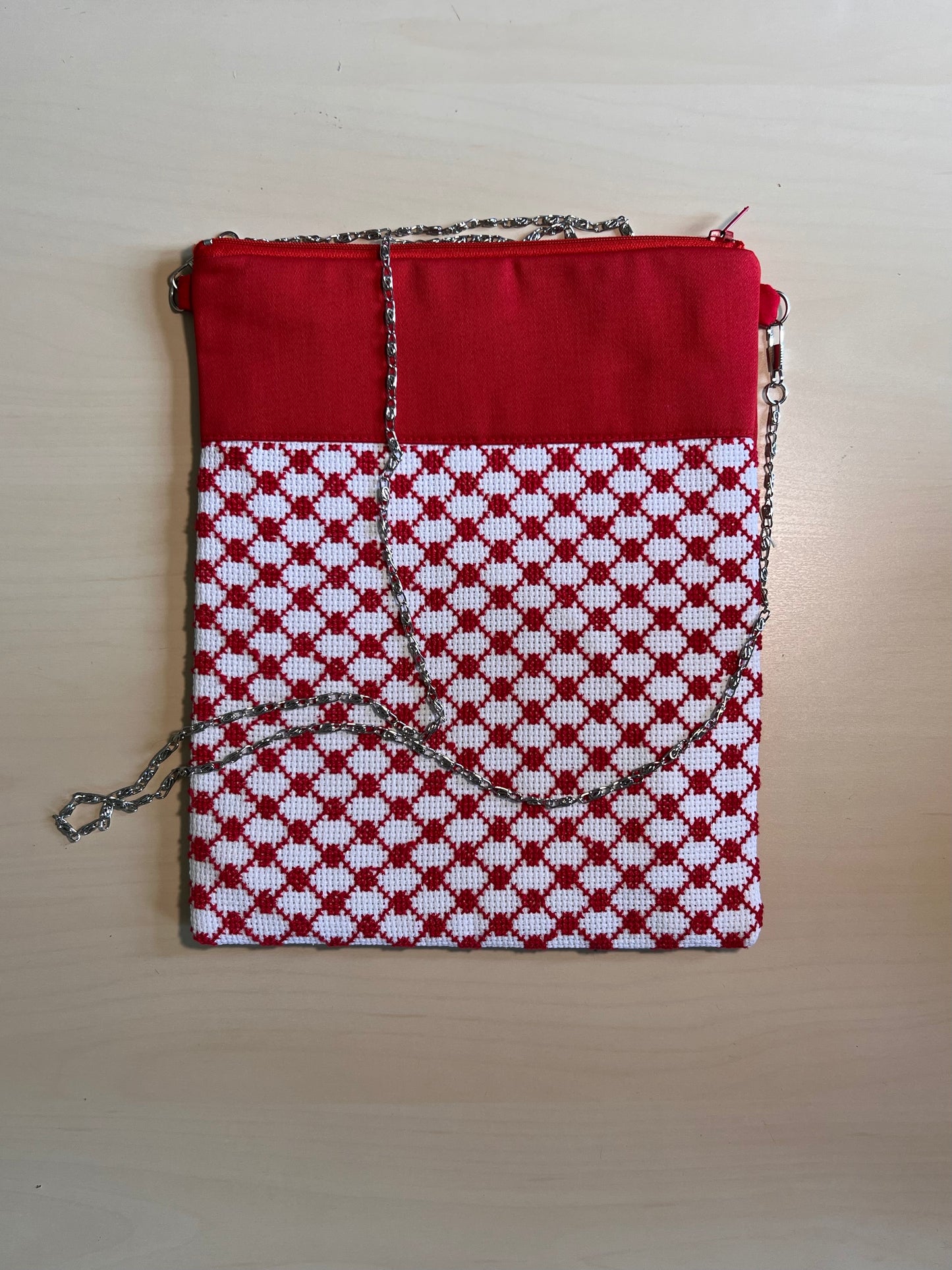 Red & White | Keffiyah Crossbody | Stainless Steel Strap