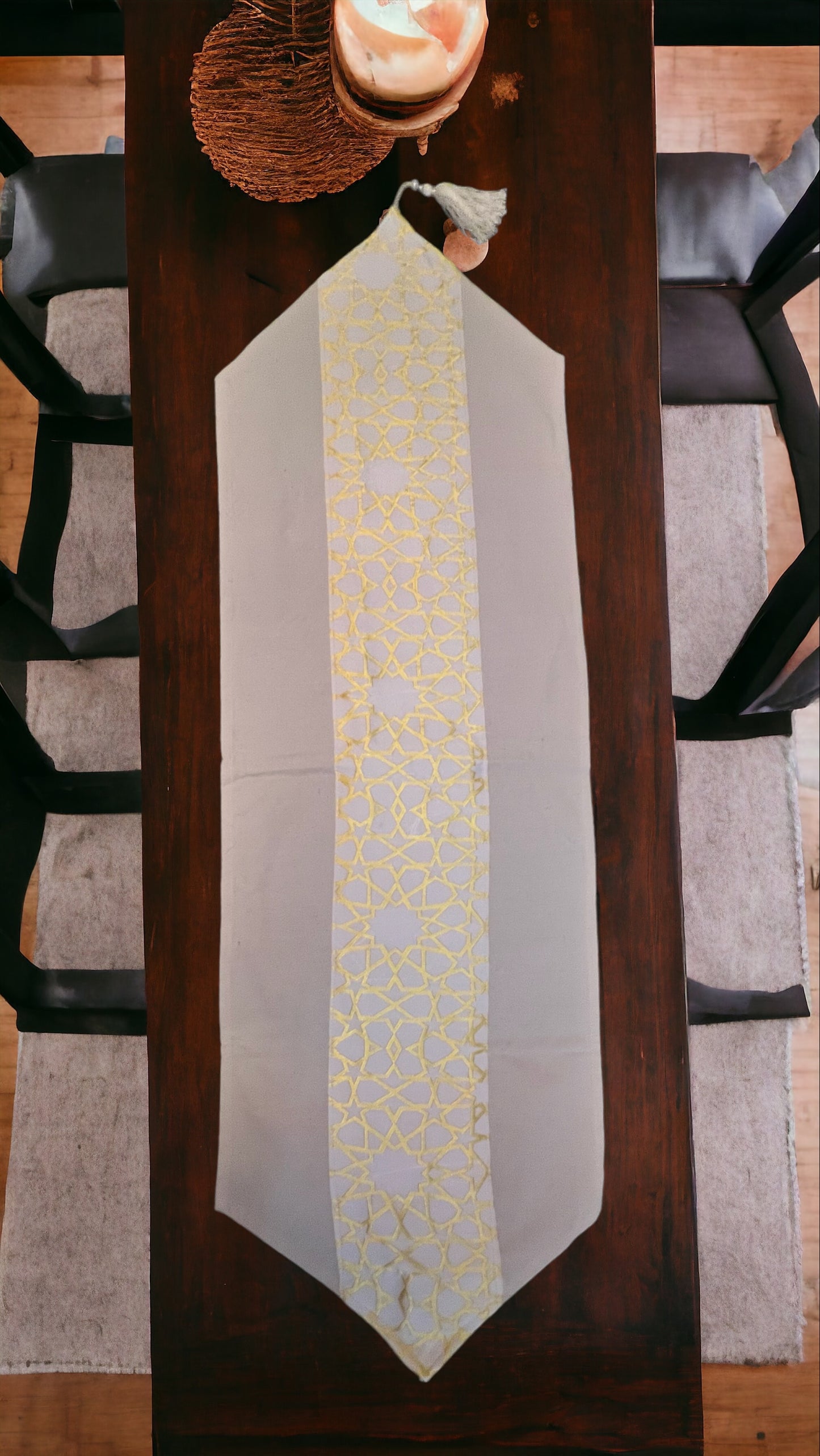 Mag Table Runner & Cushions